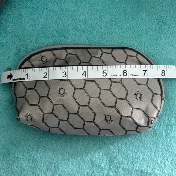 💄Vintage Dior Cosmetic Bag💄 - Picture 14 of 15